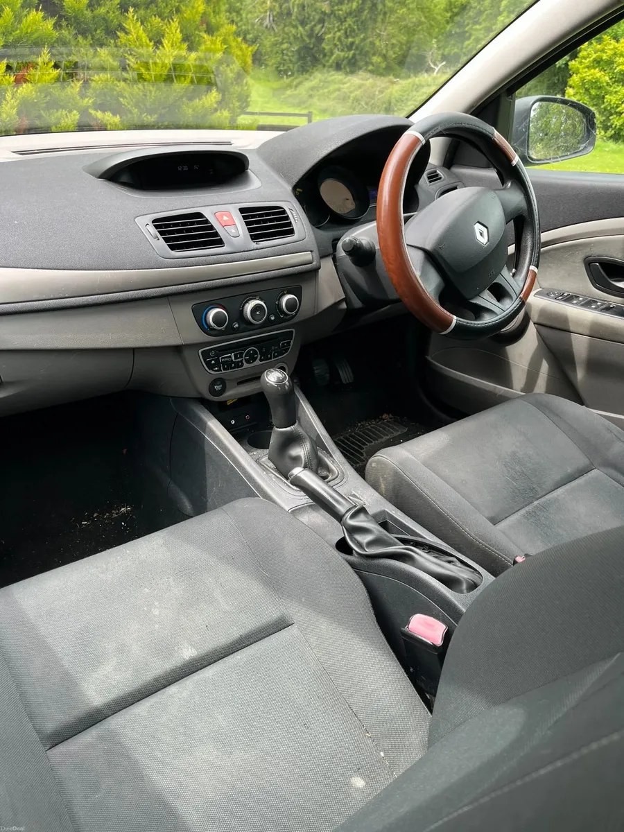 Renault Megane 2010 -  economical – reliable - Image 5