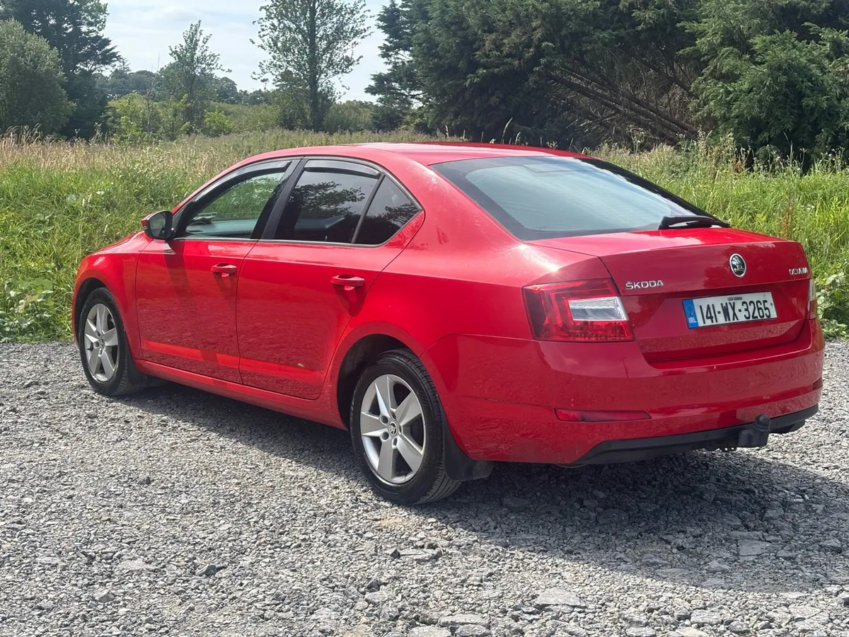 Skoda Octavia SE 2.0TDI NCT 04/27 - Image 4