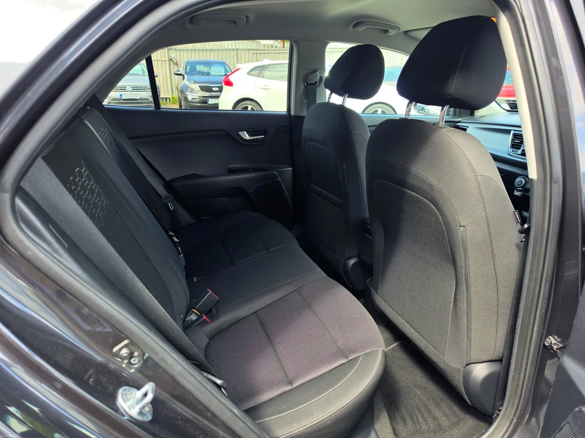 181 KIA RIO *1.25*PLATINUM SPEC* - Image 4