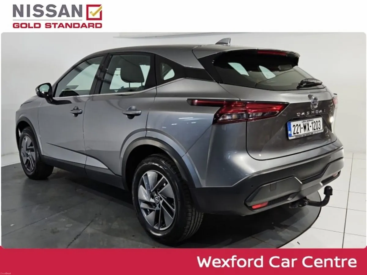 Nissan Qashqai 1.3 PET MILD HYBRID SV - Image 4