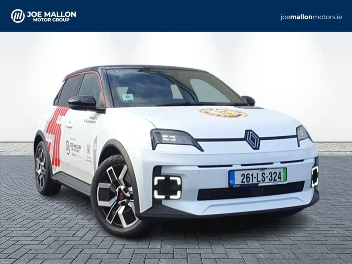 Renault 5 E-Tech Techno 52kwh - Image 1