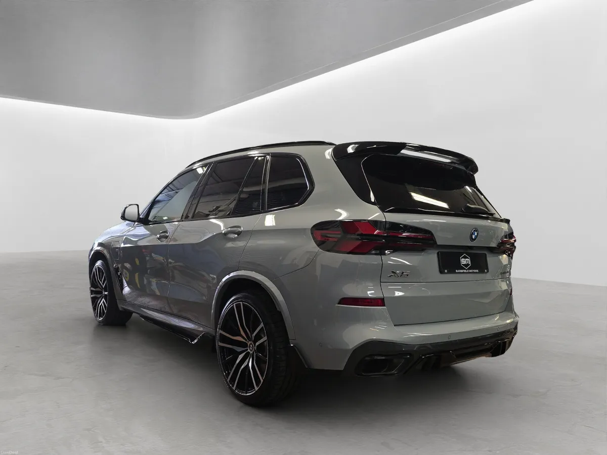 2024 BMW X5 50E M-SPORT PRO. - Image 4