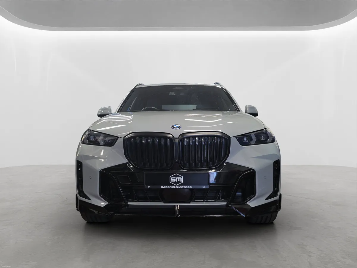 2024 BMW X5 50E M-SPORT PRO. - Image 2