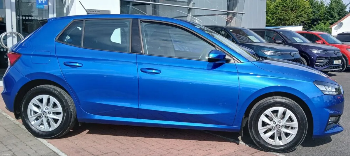Skoda Fabia SELECTION 1.0MPI 80HP **REAR VIEW CAME - Image 2