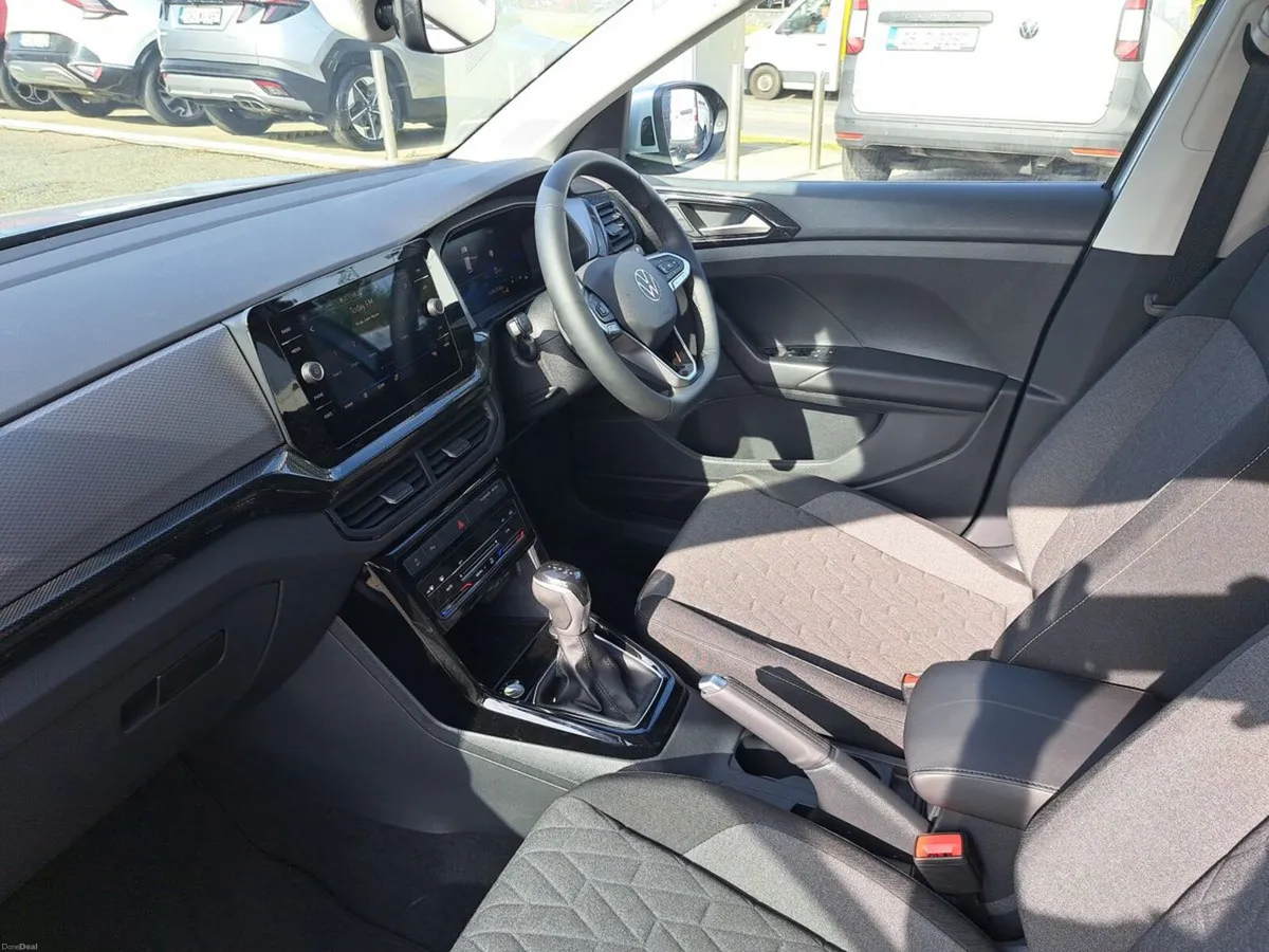 Volkswagen T-Cross Edition 75 1.0 TSI D7F - Image 2