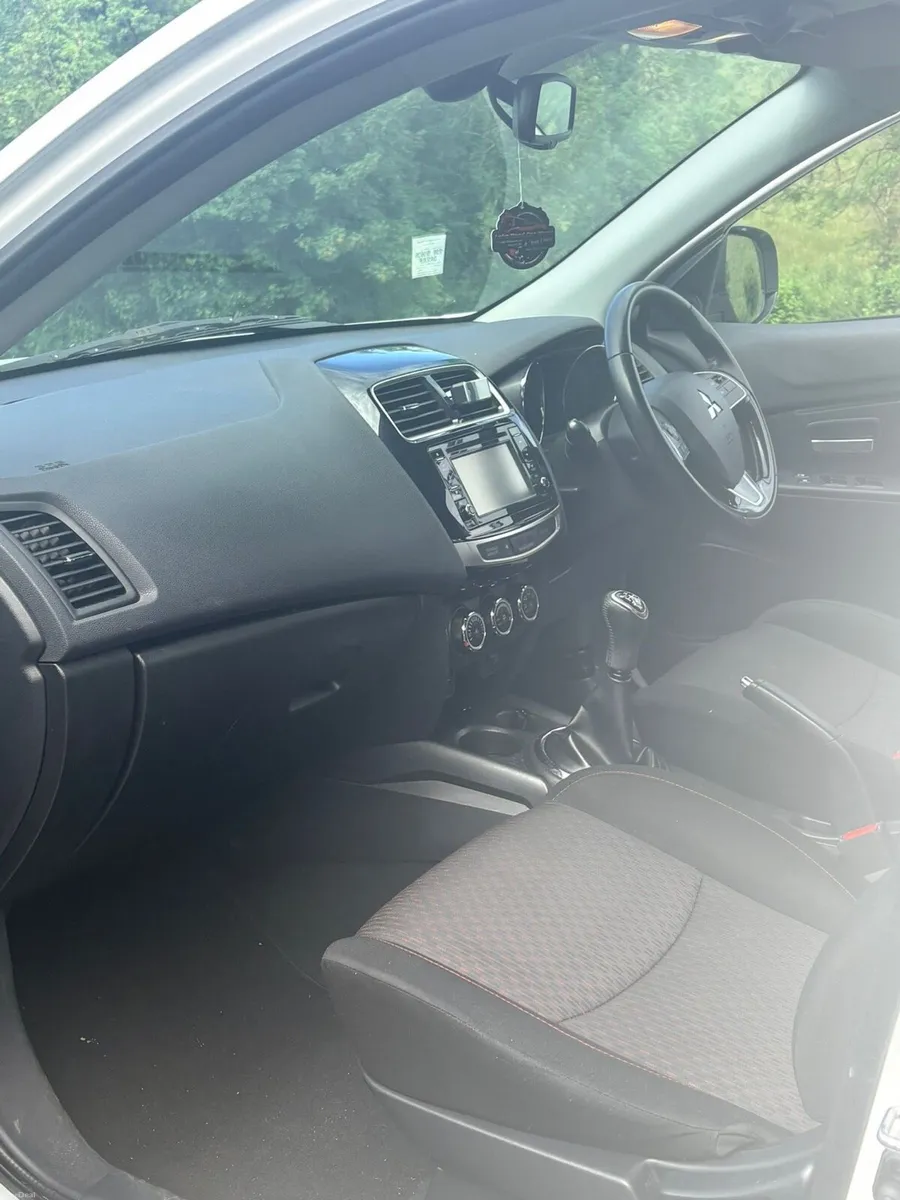 Mitsubishi ASX - Image 5