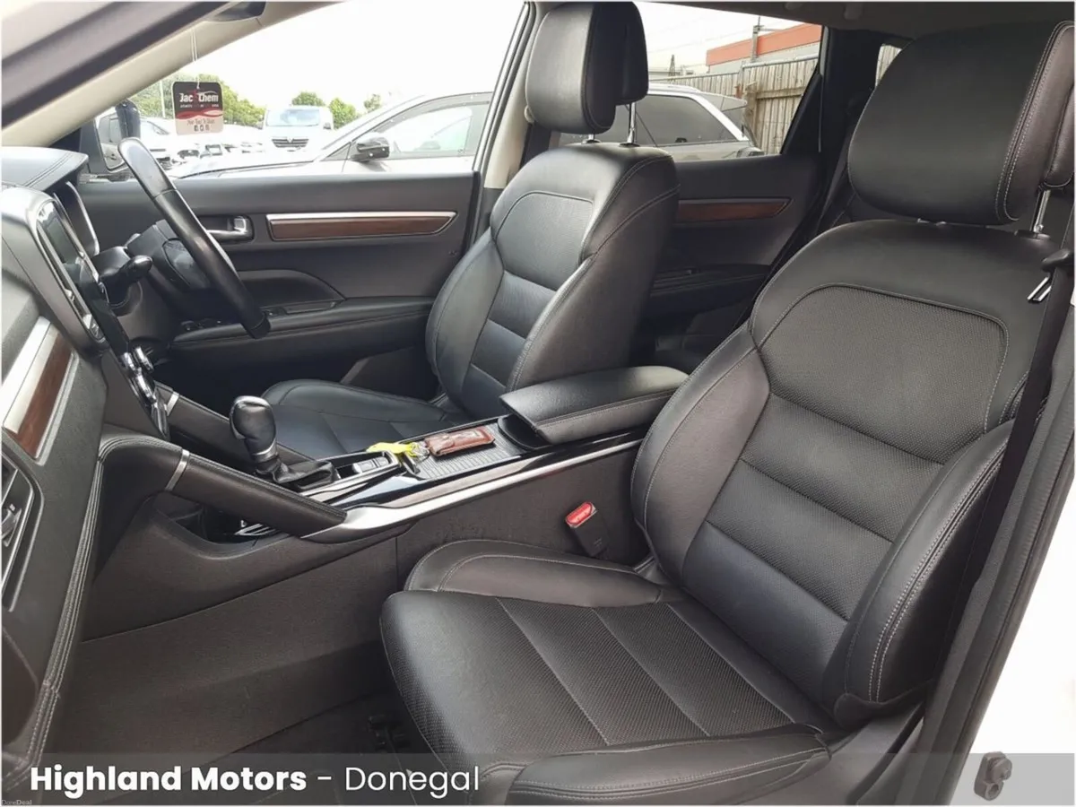 Renault Koleos 1.7dCi 150 Auto X-Tronic 2WD GT Lin - Image 5
