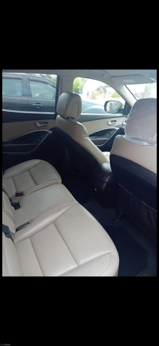 Hyundai Santa Fe - Image 4