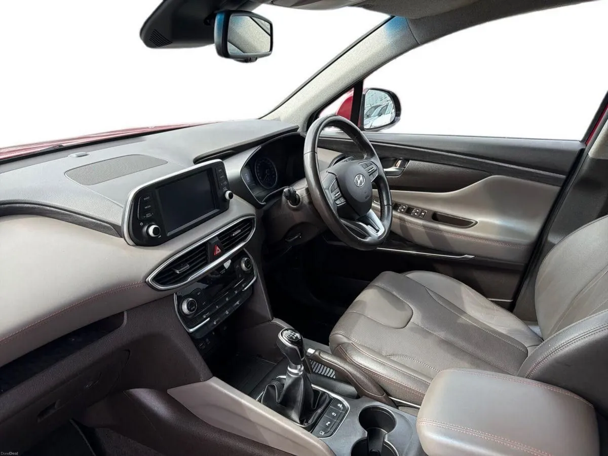 Hyundai Santa Fe 2.2 CRDi 4WD Executive Plus - Image 3