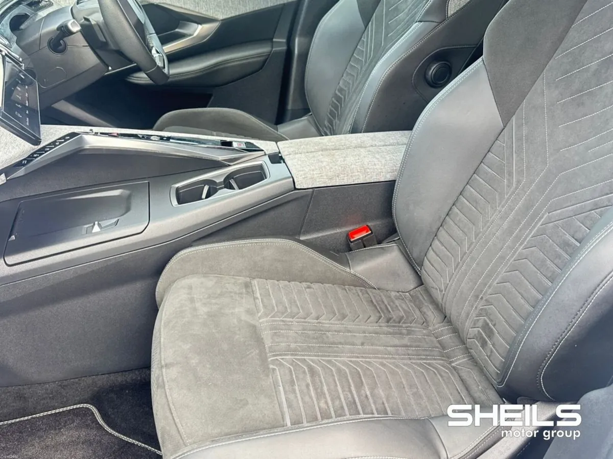 Peugeot 3008 1.2 MHEV PureTech 136bhp eDCS6 GT - Image 5