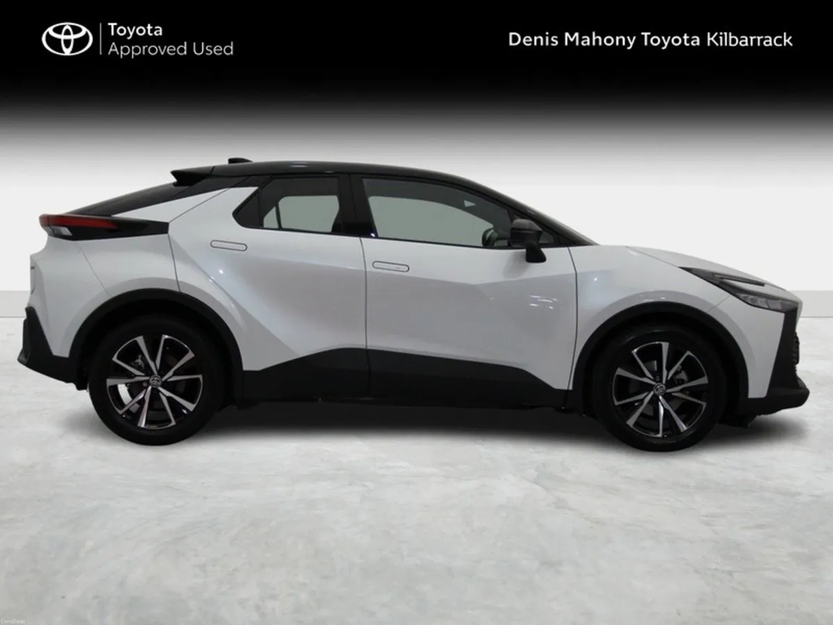 Toyota C-HR HEV Sport+ - Image 3
