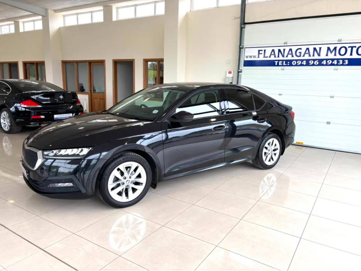 Skoda Octavia AMBITION 2.0 TDI 150HP 5DR - Image 3