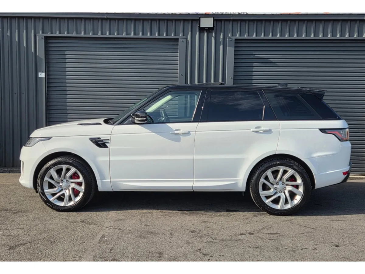 Land Rover Range Rover Sport PHE DYNAMICS HSE - Image 4