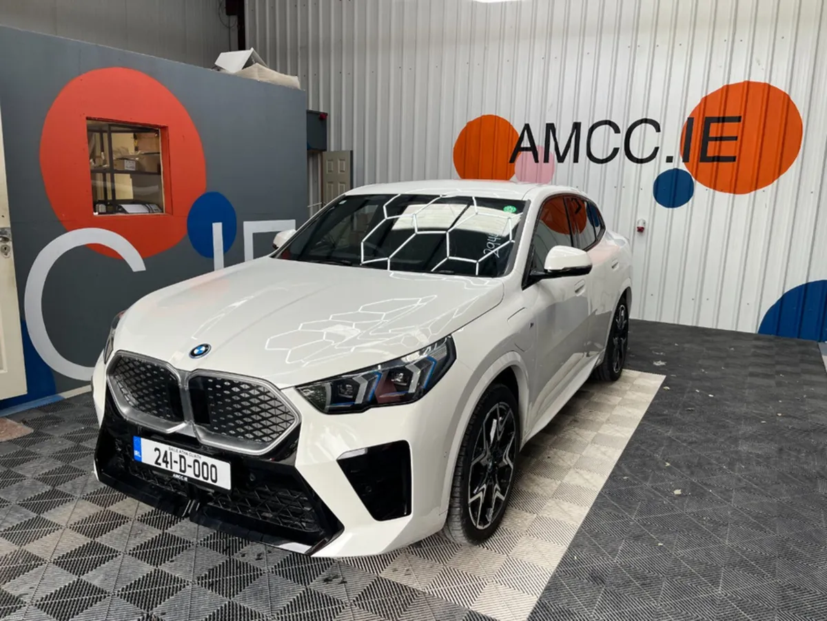 BMW iX2 2024 BMW IX2 XDRIVE30 AUTOMATIC / CRUISE C - Image 5