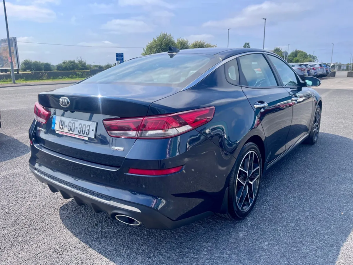 Kia Optima K3 4DR - Image 3