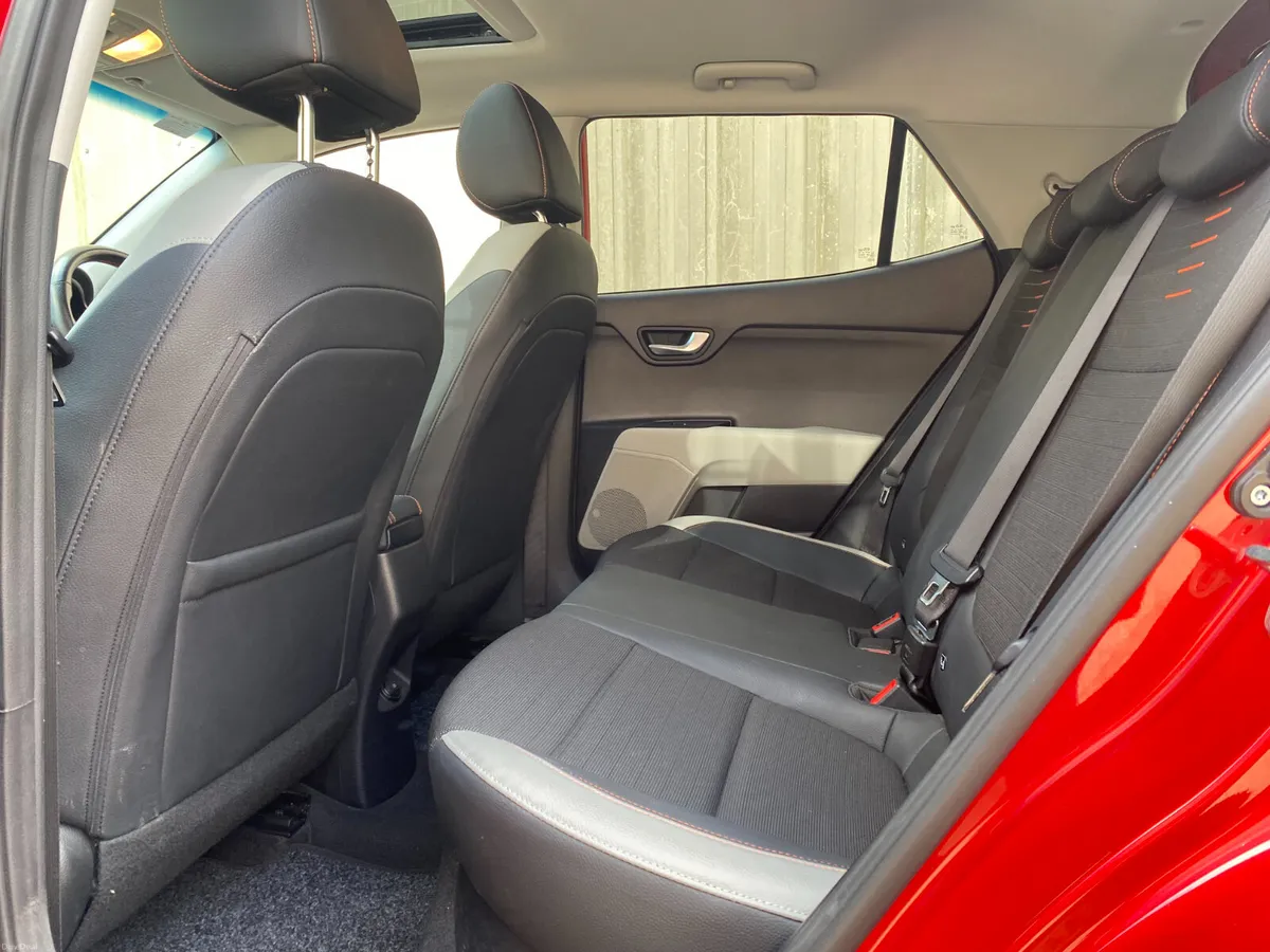 Kia Stonic 2020//LOW KLMS///FINANCE AVAILABLE// - Image 6