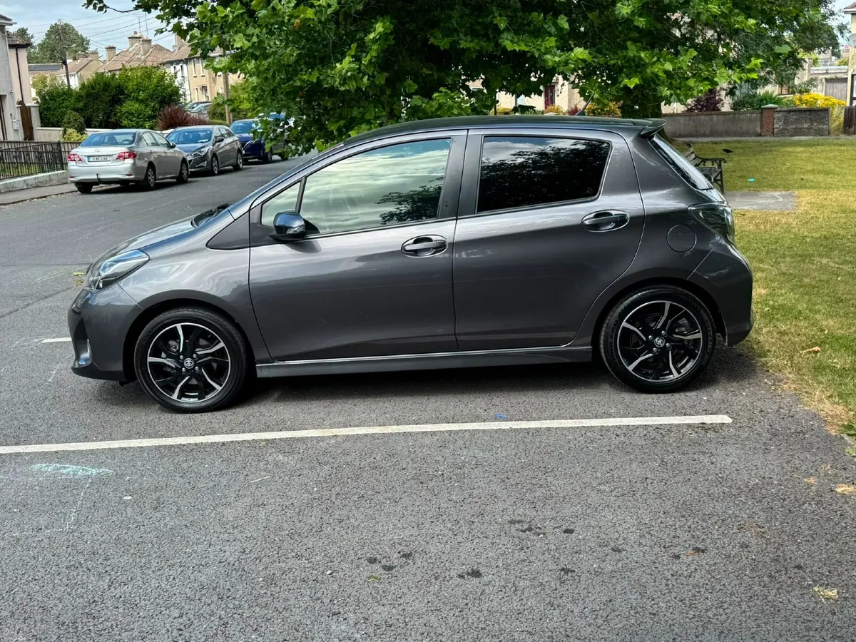 Toyota Vitz 2016 - Image 5