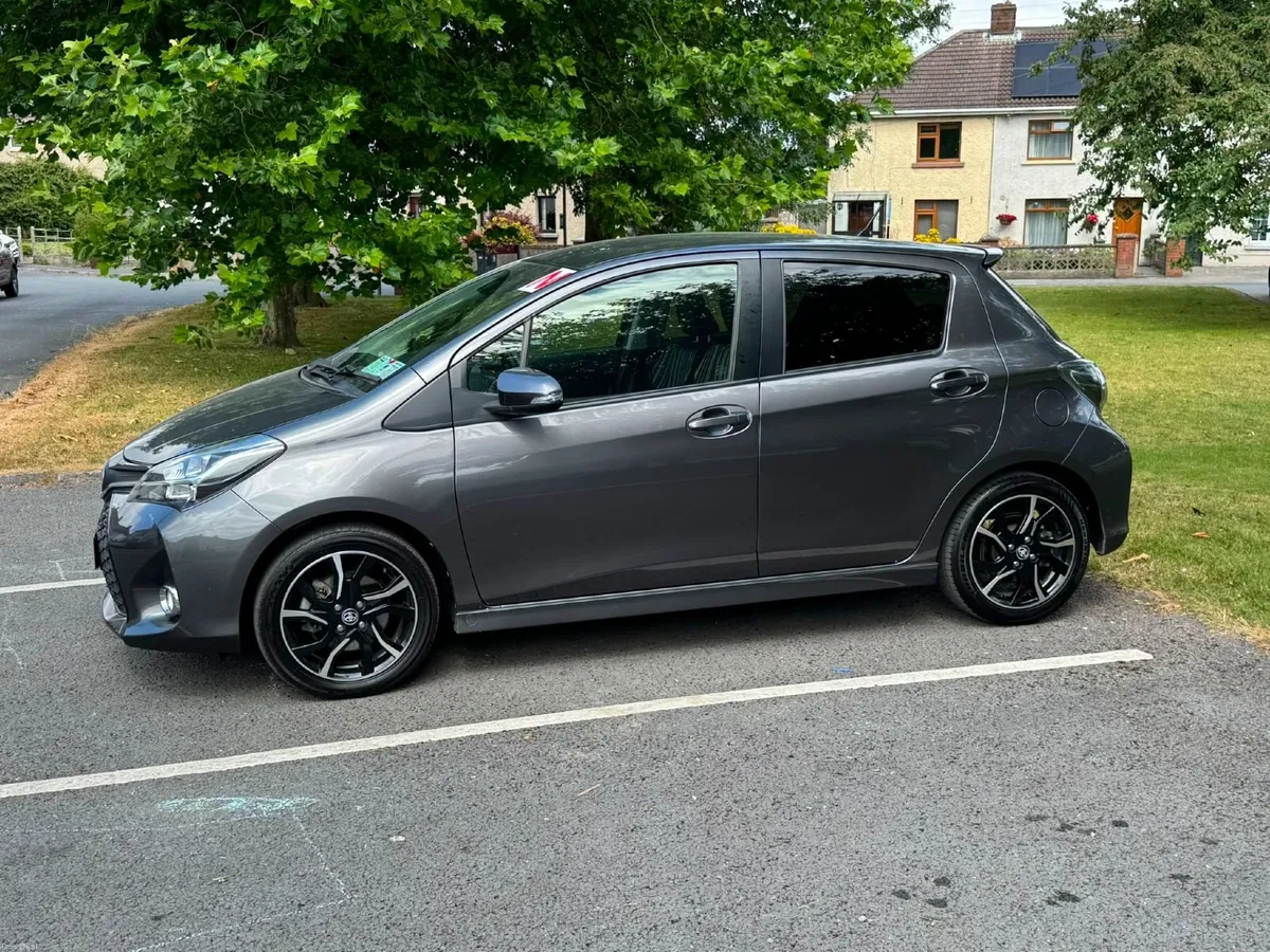 Toyota Vitz 2016 - Image 6