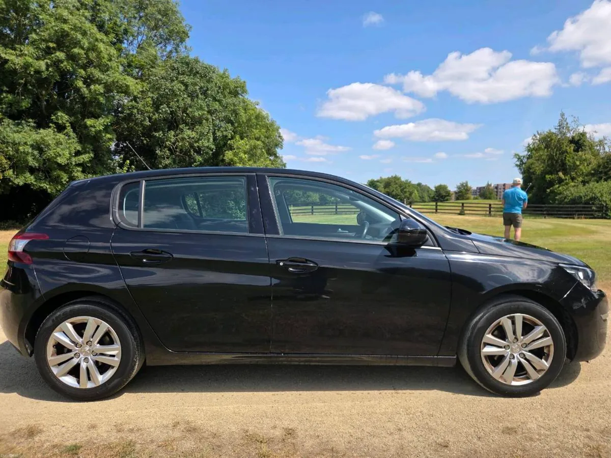 2017 PEUGEOT 308 1.2 PETROL - Image 1