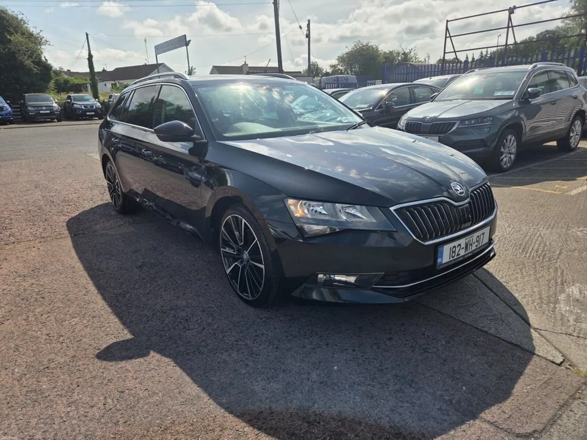 Skoda Superb 2.0tdi SE Tech 150PS 5DR Auto - Image 2