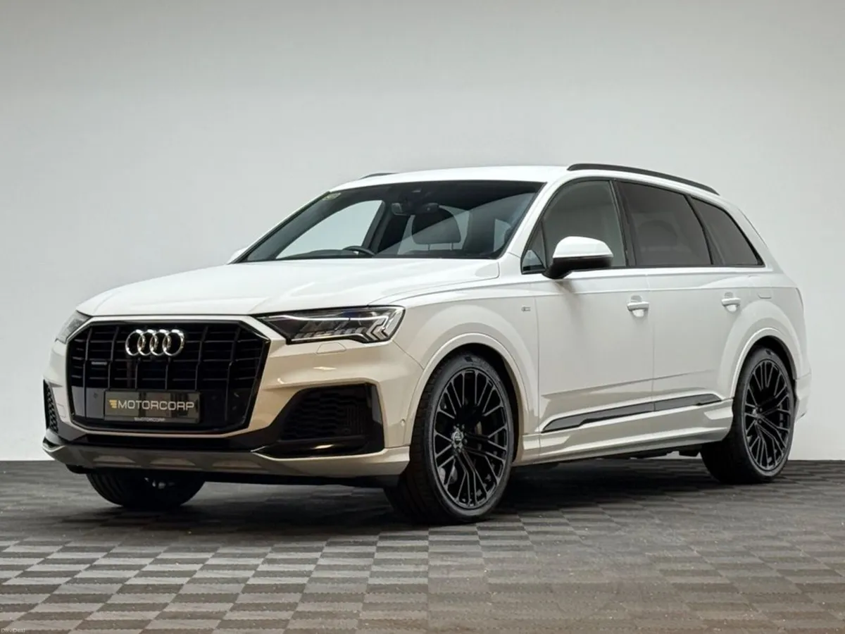 Audi Q7 S LINE 55 TFSI E QUATTRO - Image 3