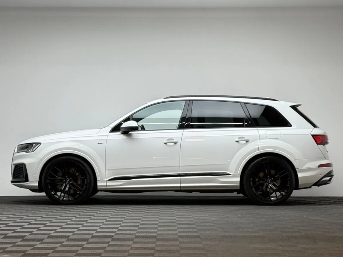 Audi Q7 S LINE 55 TFSI E QUATTRO - Image 4