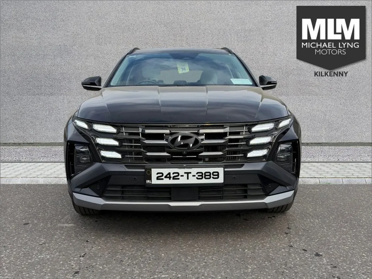 Hyundai Tucson Executive Plus Diesel - Image 2
