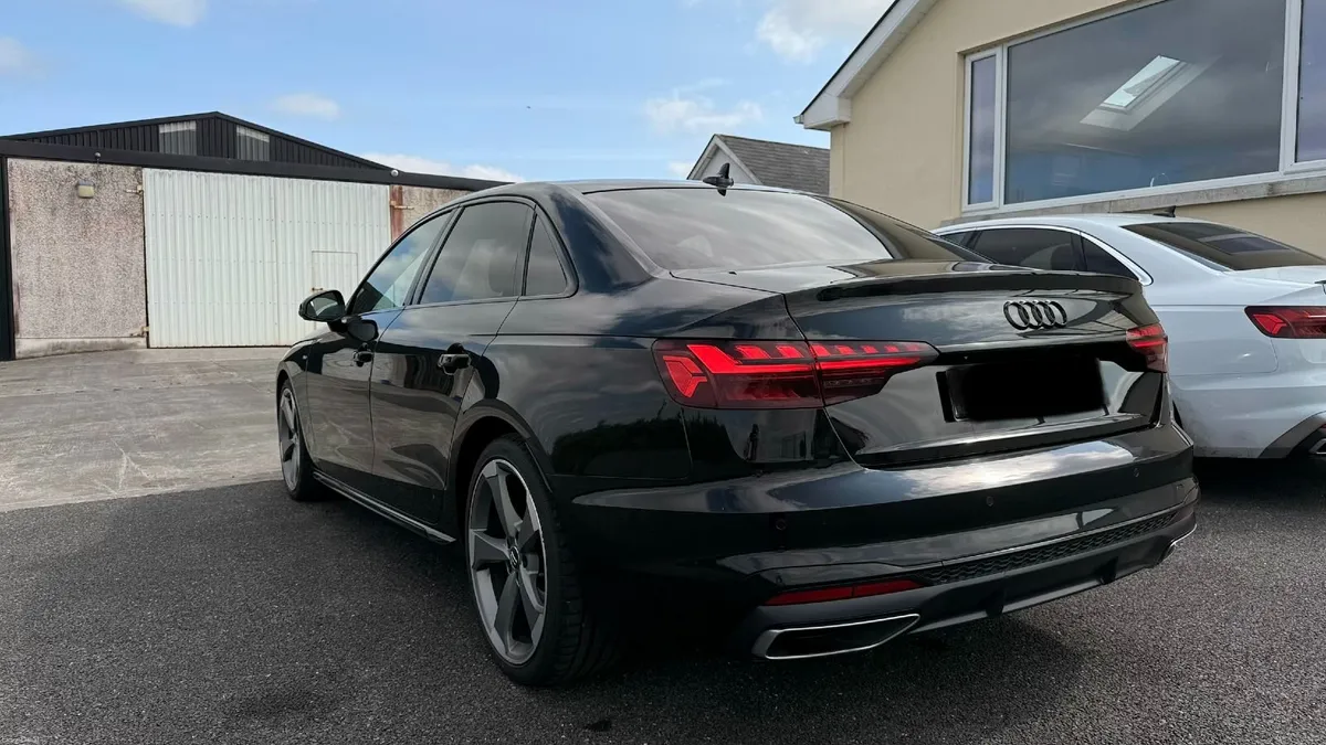2020 Audi A4 S-Line Black Edition 2.0 TDI35 Diesel - Image 4