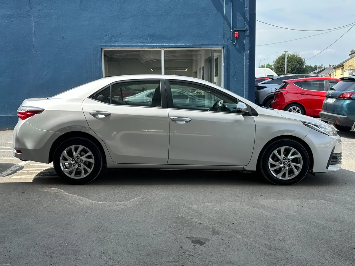 Toyota Corolla Luna 1.4D4D - Image 2