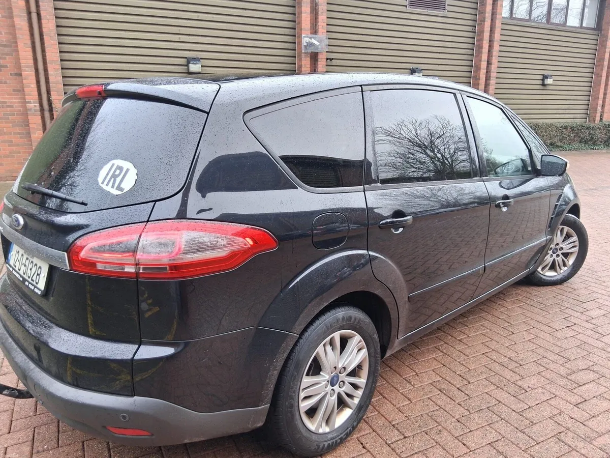 Ford Galaxy - Image 4