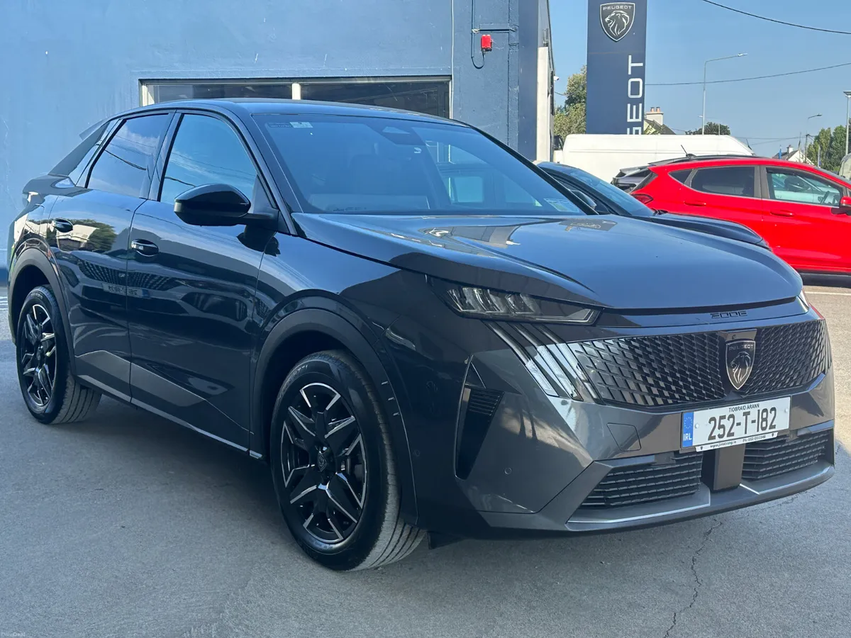 Peugeot 3008 1.2 Hybrid 145bhp eDCS6 Allure - Image 1