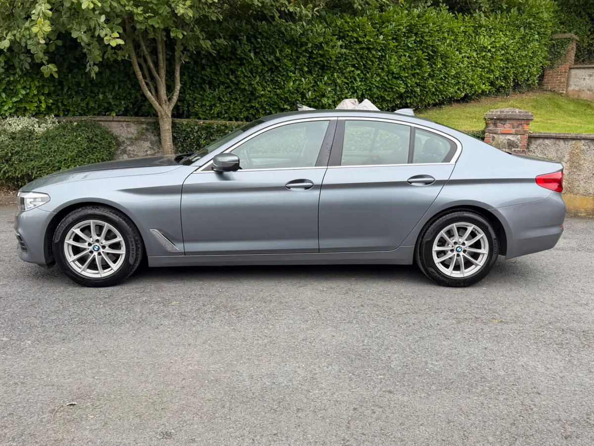 2019 BMW 520D AUTO - Image 2