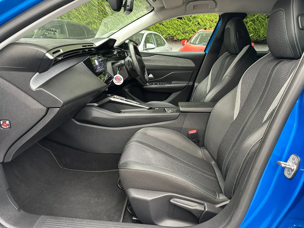 Peugeot 308 1.5 BlueHDi 130bhp Allure Auto - Image 5