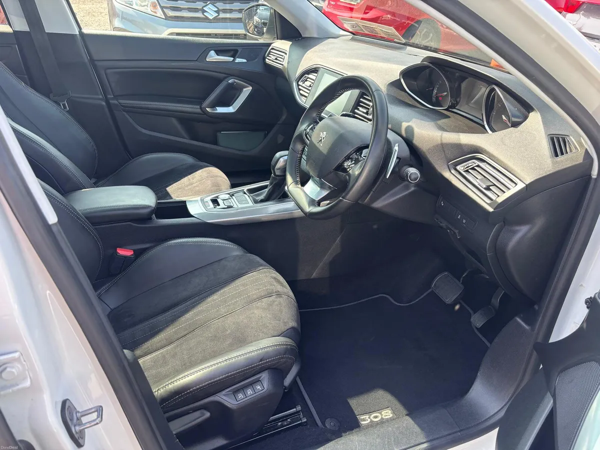Peugeot 308 2015  AUTOMATIC  PETROL  STUNNING  CAR - Image 4