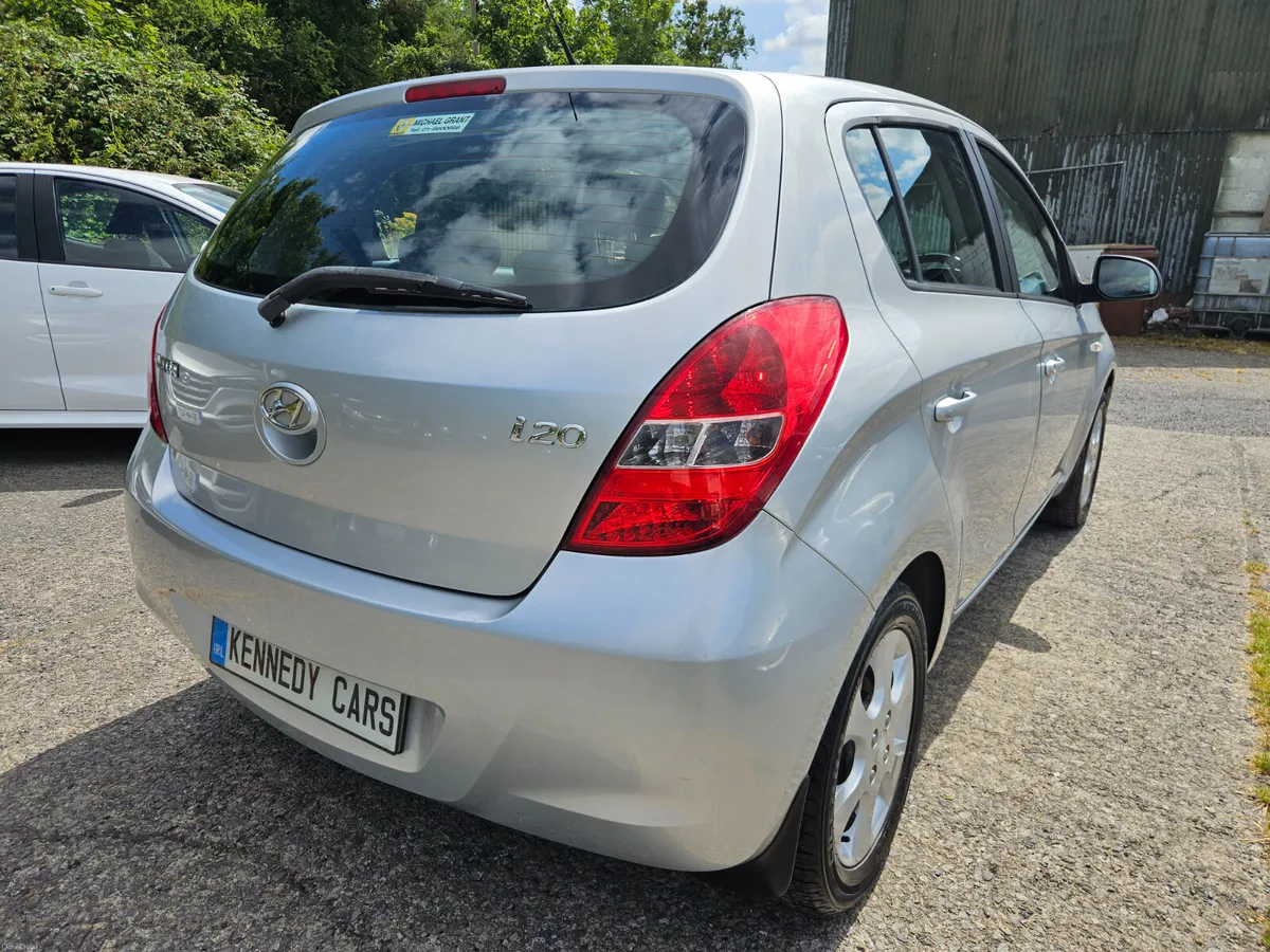 Hyundai i20 2010 1.2cc 5 door low mileage - Image 5
