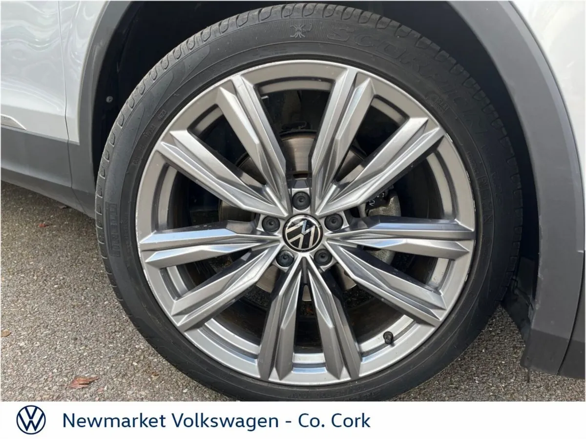 Volkswagen Tiguan ELEGANCE 2.0TDI DSG 150BHP AUTOM - Image 2