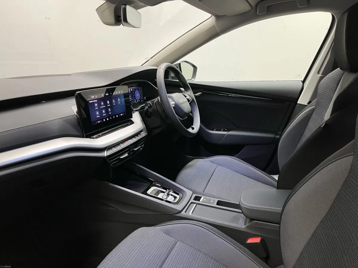 Skoda Octavia Selection DSG 1.5TSI 115BHP - Revers - Image 5