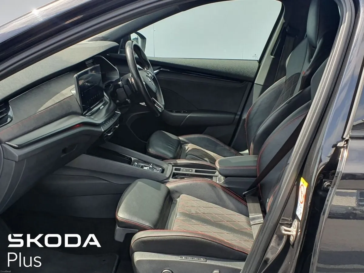 Skoda Octavia OCTAVIA RS 2.0TDI 200HP DSG - Image 4