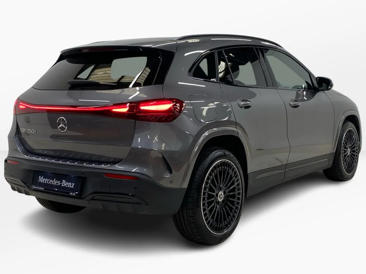 Mercedes-Benz EQA EQA 250+ AMG Line Urban Edition - Image 3