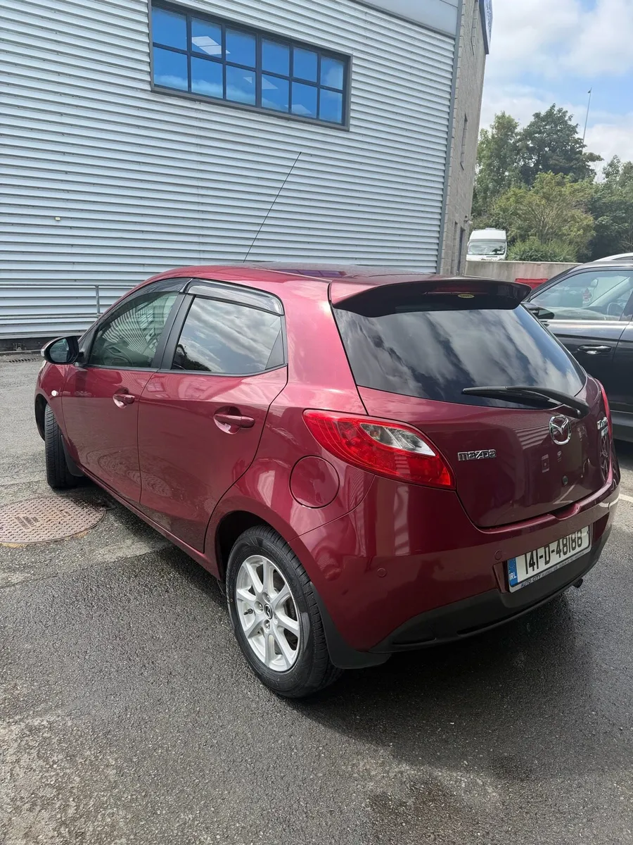 2014 Mazda demio - Image 4