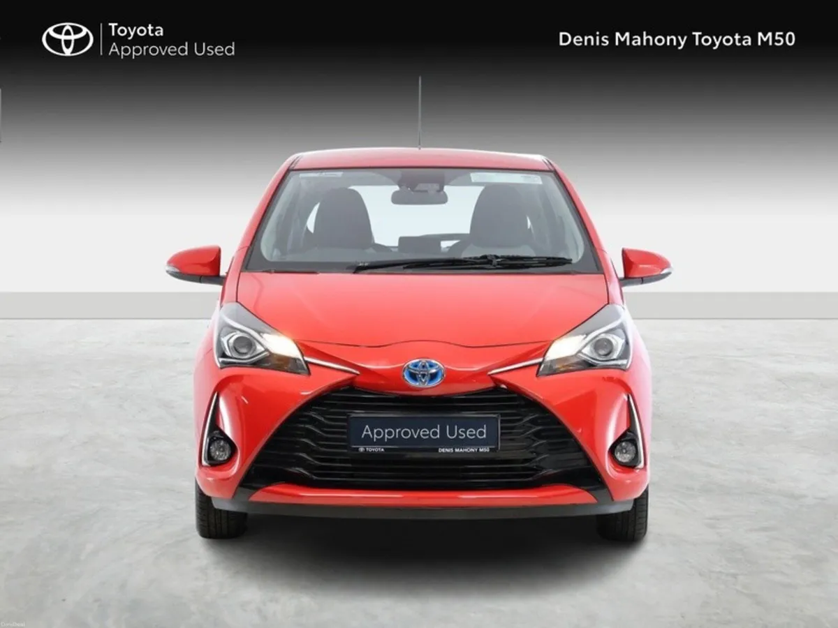 Toyota Yaris Icon Hybrid - Image 5