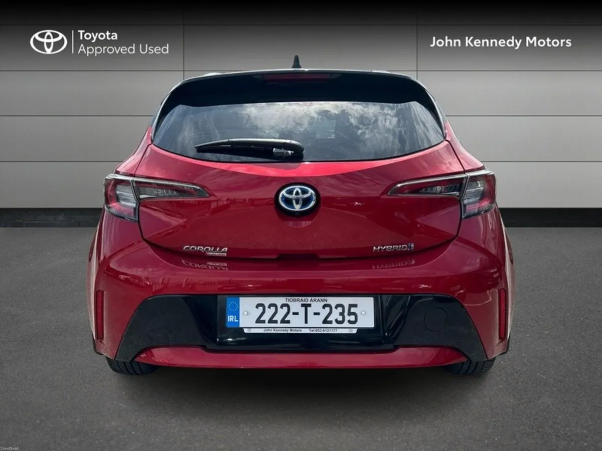 Toyota Corolla HYBRID L/SPORT HB - Image 4