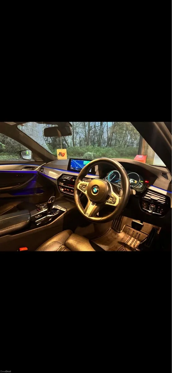 BMW 530D M Sport Auto XDrive 4 Dr - Image 2