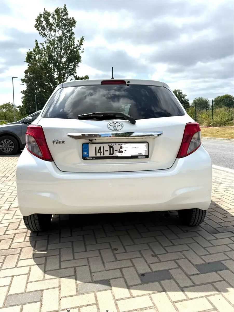 Toyota Vitz - Automatic 2014 - Image 5