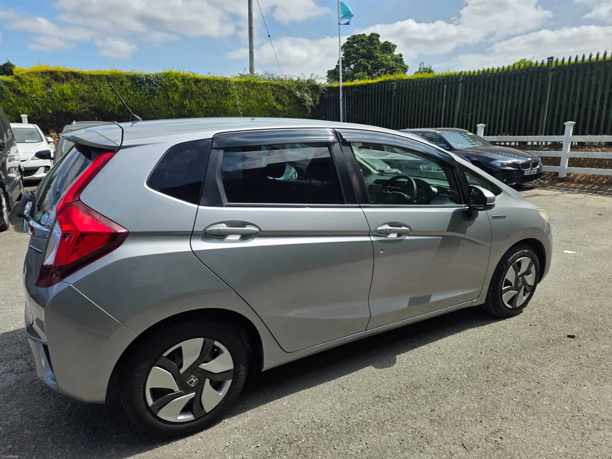Honda Fit 2014 Petrol Hybrid - Image 6