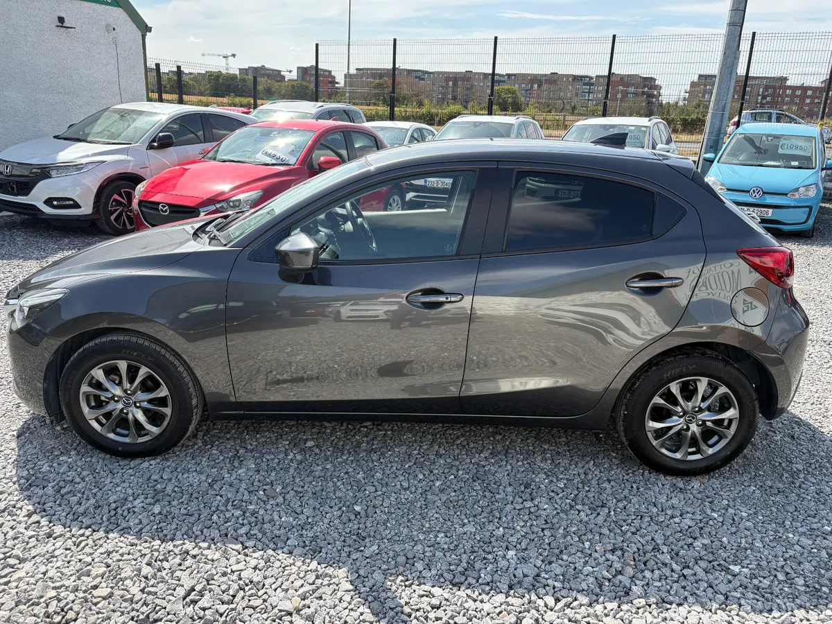 MAZDA 1.3 AUTO *GREAT SPEC* - Image 4