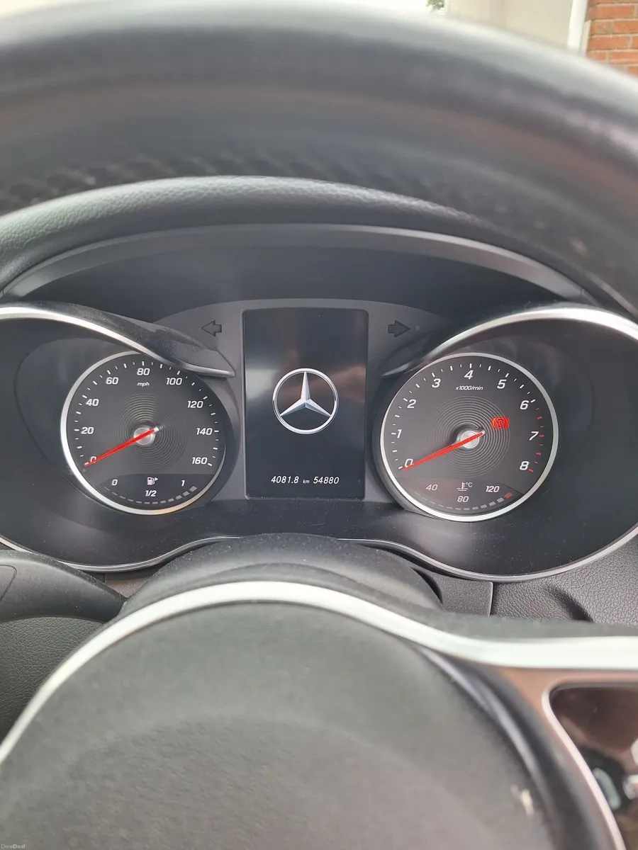 Mercedes-Benz C-Class 2020 - Image 2