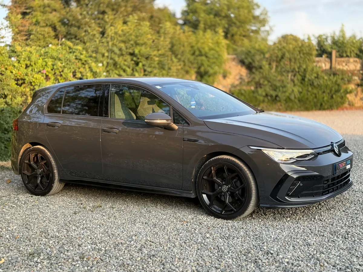 2023 Volkswagen Golf R-Line 1.5 TSI 130HP - Image 4