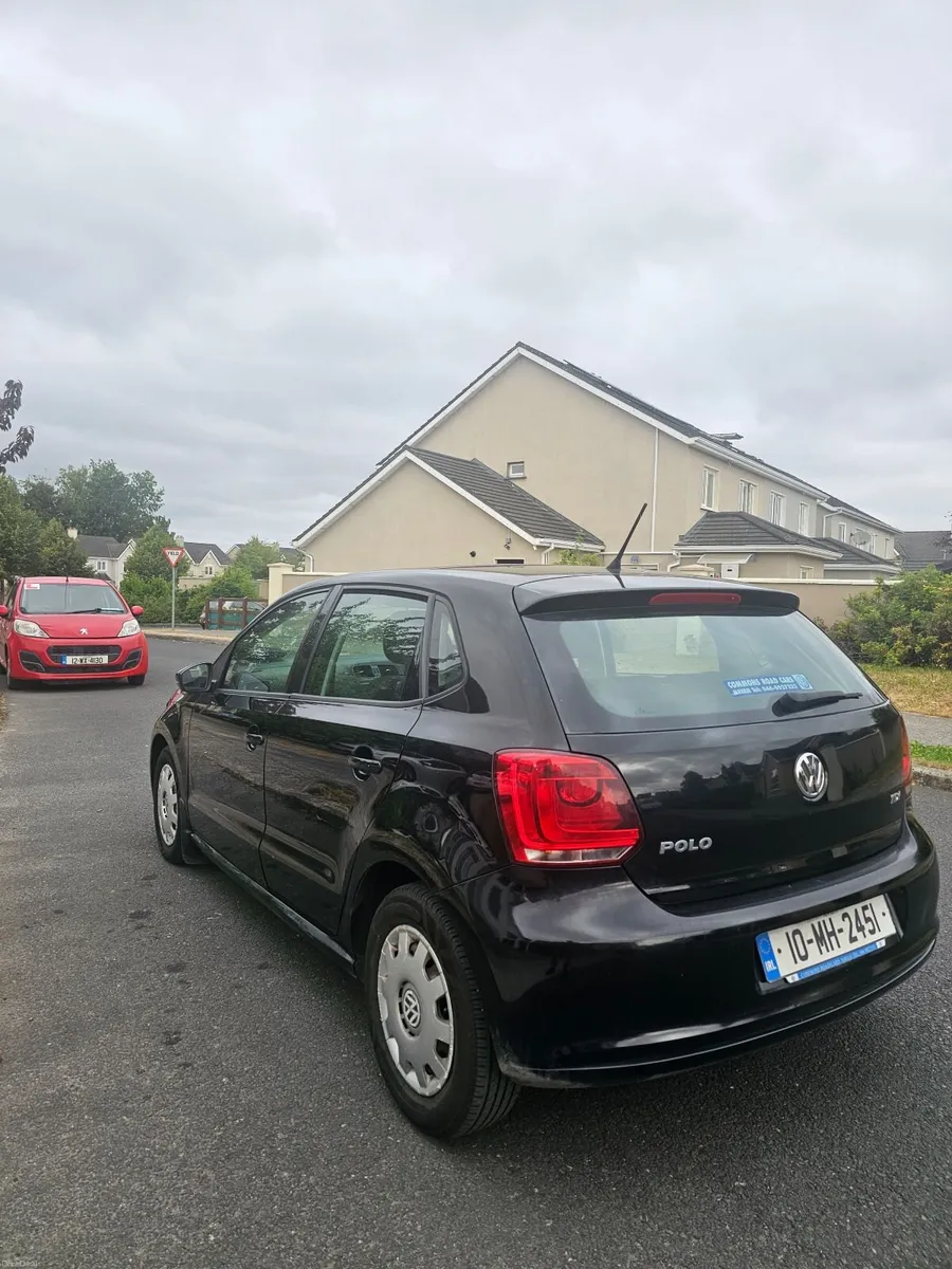 Volkswagen Polo 2010 - Image 1