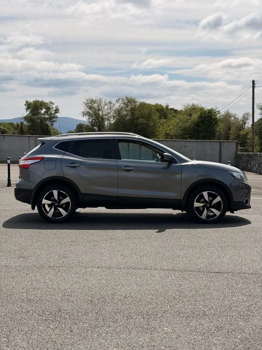 Nissan Qashqai High Spec Model - Image 6